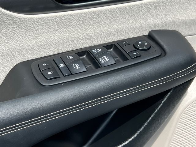 2024 Chrysler Pacifica Touring L AWD