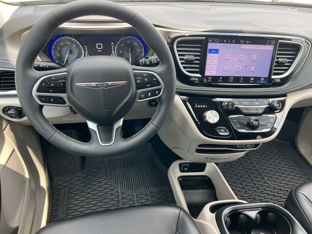 2024 Chrysler Pacifica Touring L AWD