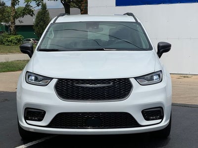 2024 Chrysler Pacifica Touring L AWD