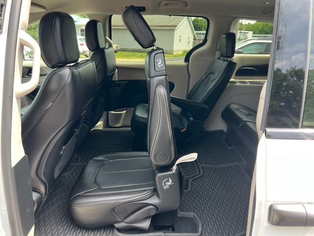 2024 Chrysler Pacifica Touring L AWD