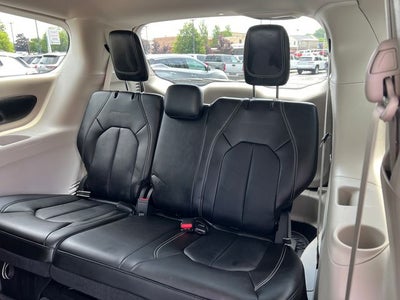 2024 Chrysler Pacifica Touring L AWD