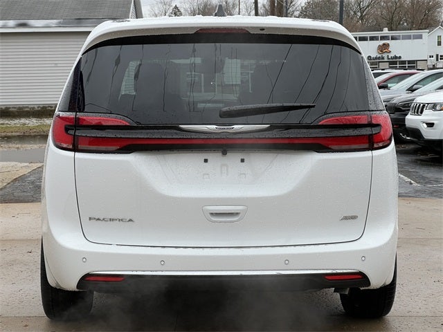 2026 Chrysler Pacifica PACIFICA SELECT AWD