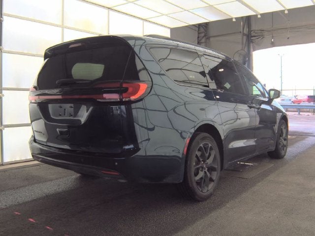 2023 Chrysler Pacifica Touring L AWD