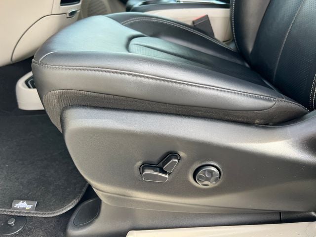 2024 Chrysler Pacifica Touring L AWD