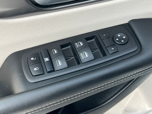 2024 Chrysler Pacifica Touring L AWD