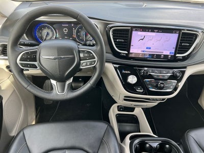 2024 Chrysler Pacifica Touring L AWD