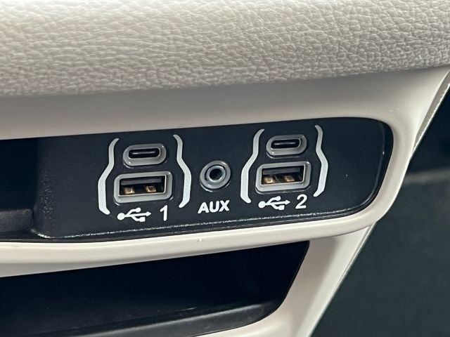 2024 Chrysler Pacifica Touring L AWD
