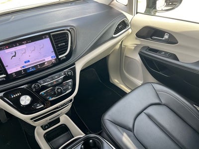 2024 Chrysler Pacifica Touring L AWD