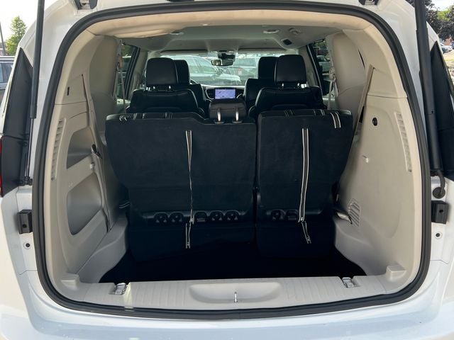 2024 Chrysler Pacifica Touring L AWD
