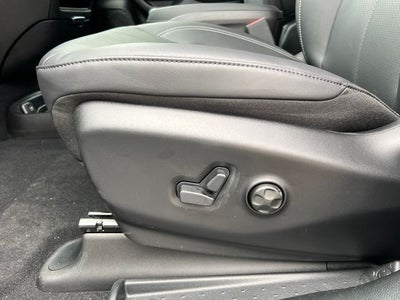 2027 Chrysler Pacifica PACIFICA SELECT AWD