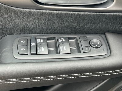 2027 Chrysler Pacifica PACIFICA SELECT AWD