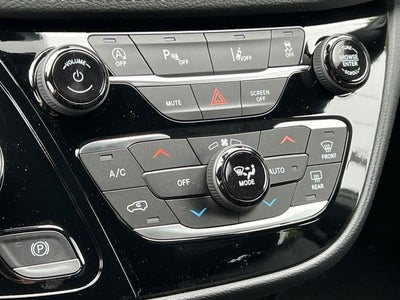 2027 Chrysler Pacifica PACIFICA SELECT AWD