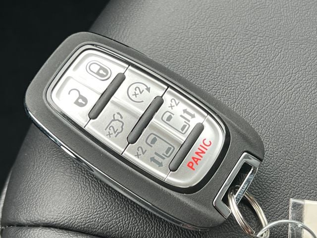 2027 Chrysler Pacifica PACIFICA SELECT AWD