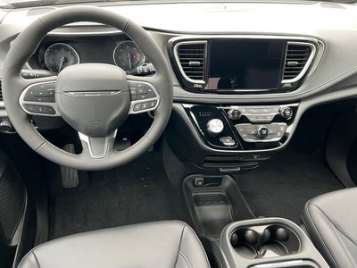 2027 Chrysler Pacifica PACIFICA SELECT AWD