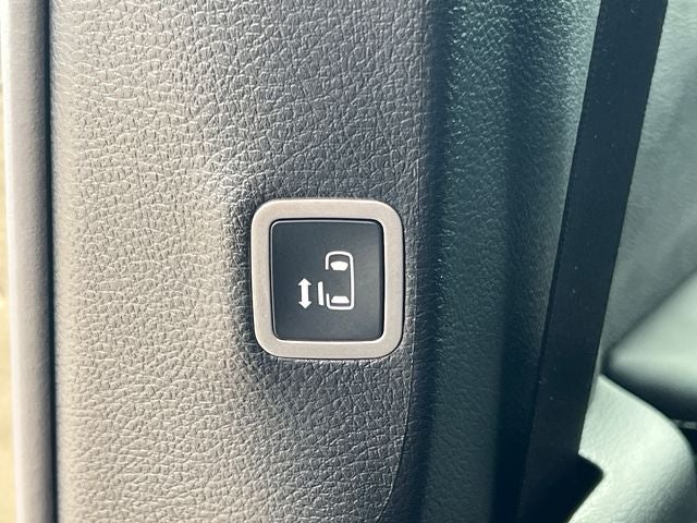 2027 Chrysler Pacifica PACIFICA SELECT AWD