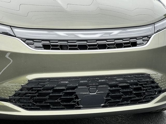 2027 Chrysler Pacifica PACIFICA SELECT AWD