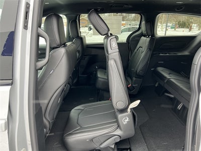 2026 Chrysler Pacifica PACIFICA SELECT AWD