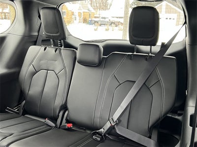 2026 Chrysler Pacifica PACIFICA SELECT AWD