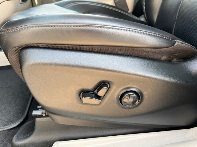 2023 Chrysler Pacifica Touring L AWD