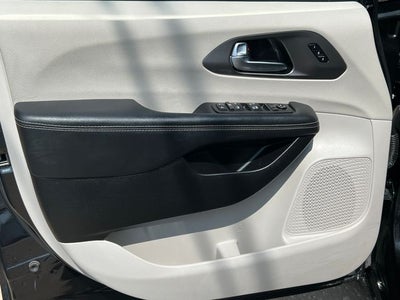 2023 Chrysler Pacifica Touring L AWD