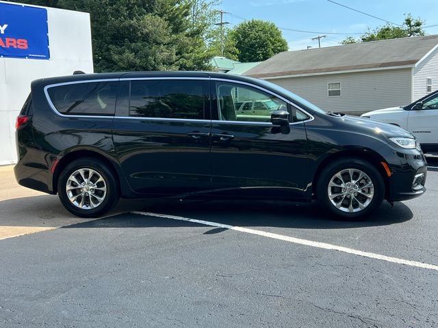 2023 Chrysler Pacifica Touring L AWD