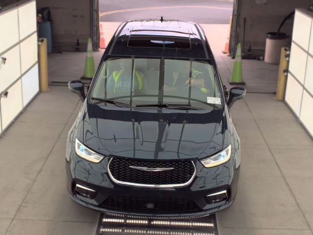 2023 Chrysler Pacifica Touring L AWD