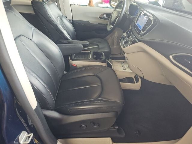 2023 Chrysler Pacifica Touring L AWD