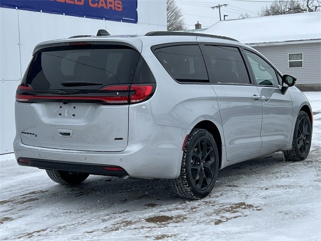 2026 Chrysler Pacifica PACIFICA SELECT AWD