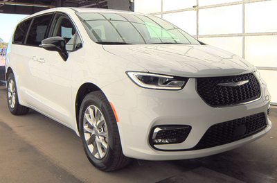 2024 Chrysler Pacifica Touring L AWD