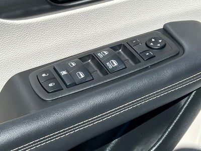 2024 Chrysler Pacifica Touring L AWD