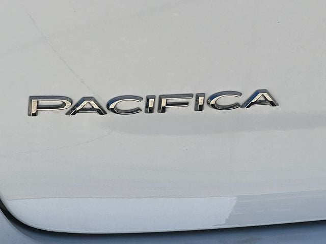 2024 Chrysler Pacifica Touring L AWD