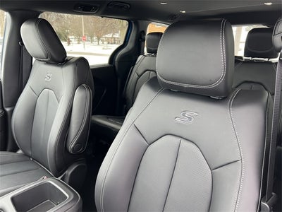 2026 Chrysler Pacifica PACIFICA SELECT AWD