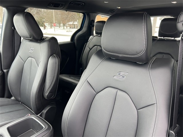 2026 Chrysler Pacifica PACIFICA SELECT AWD