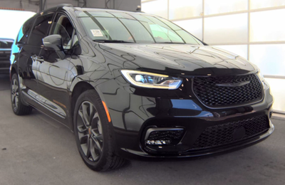 2023 Chrysler Pacifica Touring L AWD