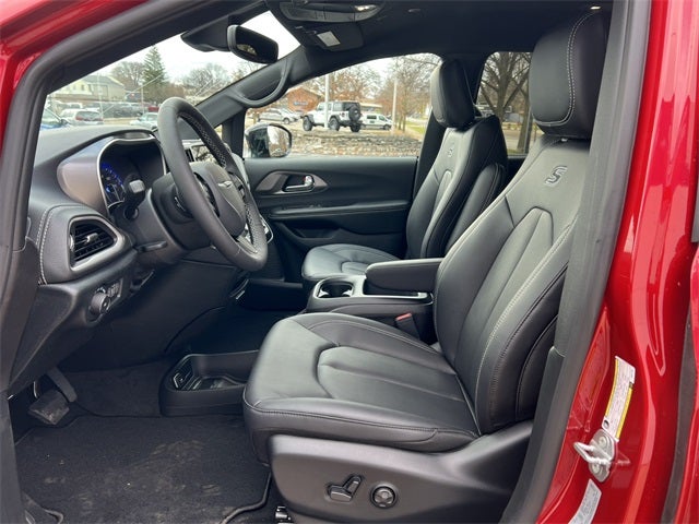 2026 Chrysler Pacifica PACIFICA SELECT AWD