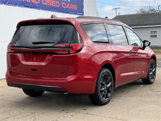 2026 Chrysler Pacifica PACIFICA SELECT AWD