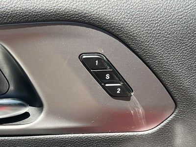 2027 Chrysler Pacifica PACIFICA SELECT AWD