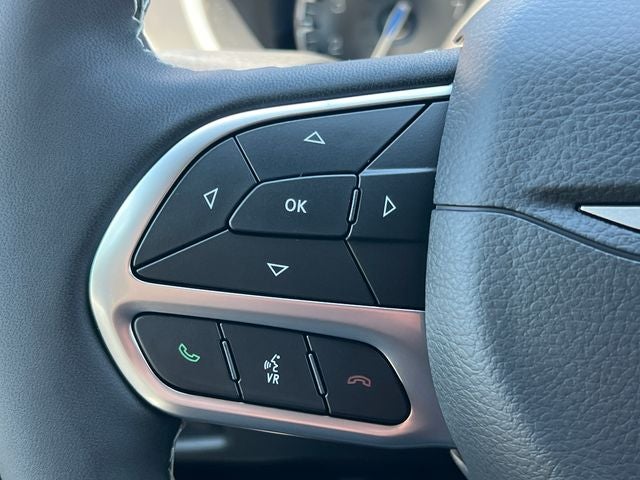 2027 Chrysler Pacifica PACIFICA SELECT AWD