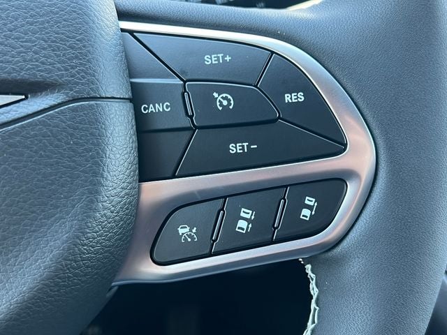 2027 Chrysler Pacifica PACIFICA SELECT AWD