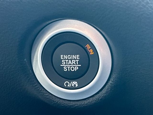 2027 Chrysler Pacifica PACIFICA SELECT AWD