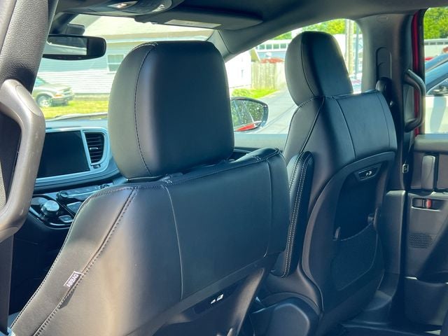 2027 Chrysler Pacifica PACIFICA SELECT AWD