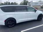 2025 Chrysler Pacifica Limited AWD
