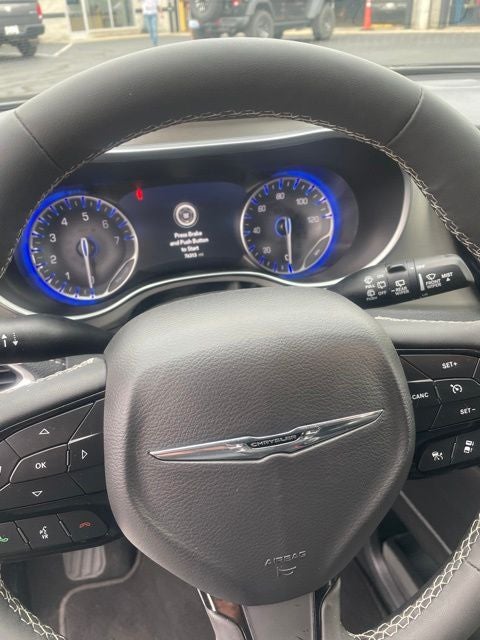 2025 Chrysler Pacifica Limited AWD