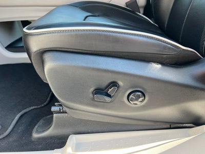 2024 Chrysler Pacifica Limited AWD