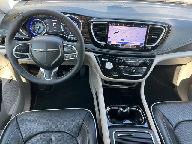 2024 Chrysler Pacifica Limited AWD