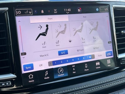2024 Chrysler Pacifica Limited AWD