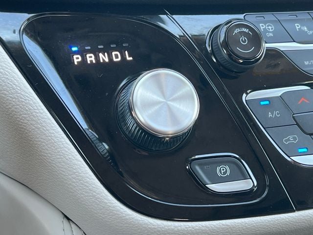 2024 Chrysler Pacifica Limited AWD