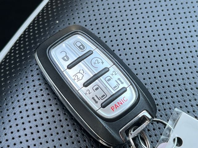 2024 Chrysler Pacifica Limited AWD