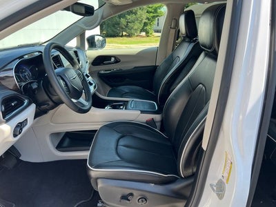 2024 Chrysler Pacifica Limited AWD