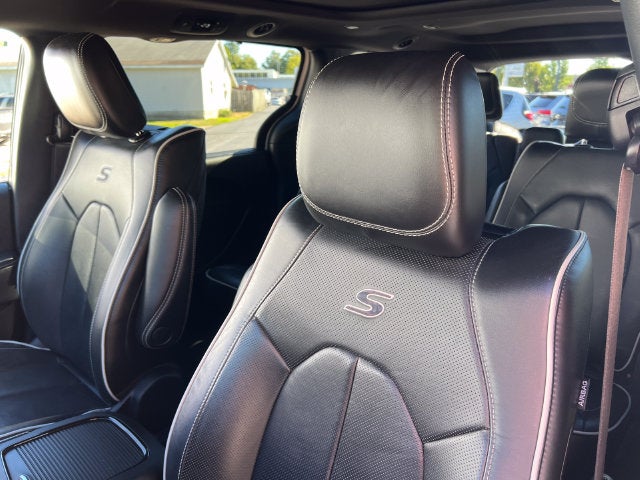 2023 Chrysler Pacifica Limited AWD